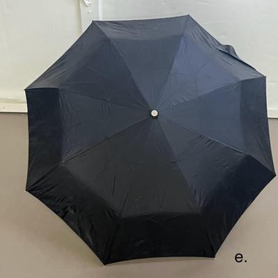 Black Totes Umbrella