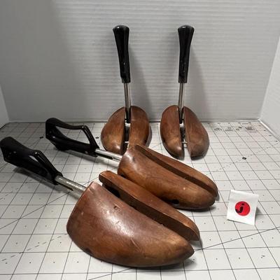 2-Piece 'Nunn-Bush' Shoe Keepers/Forms