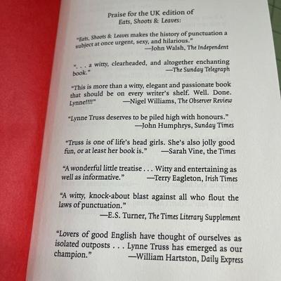 British Bestseller - Eats, Shoots and Leaves by Lynne Truss Book
