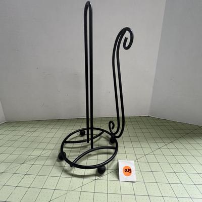 Black Metal Paper Towel Holder