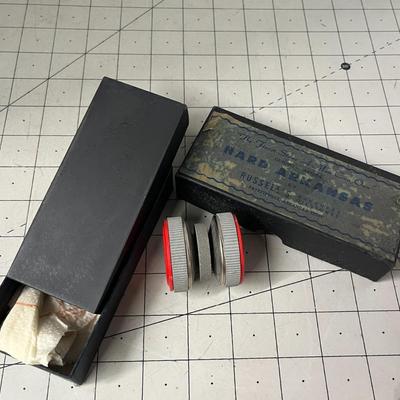 Knife Sharpening Stones and Honing Oil