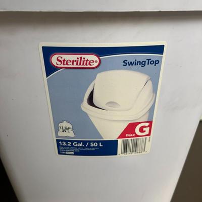 Brute Rubbermaid Trash Can and Kitchen Sterilite Trash Can