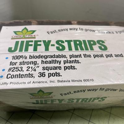 Jiffy-Strips 36 Pots for Planting and Glue Mouse Traps