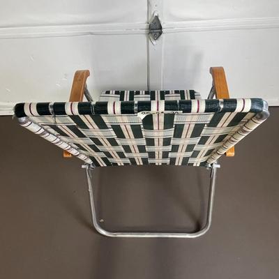 Woven Lawn Chair - 25x25x38