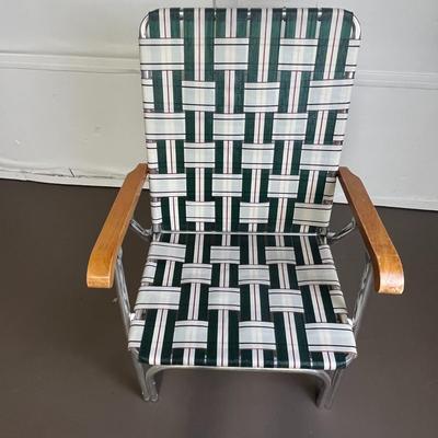 Woven Lawn Chair - 25x25x38