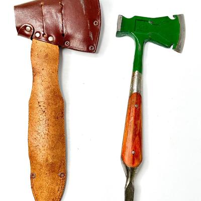 Vintage Green Hatchet and Screw Driver Combo with Leather Case