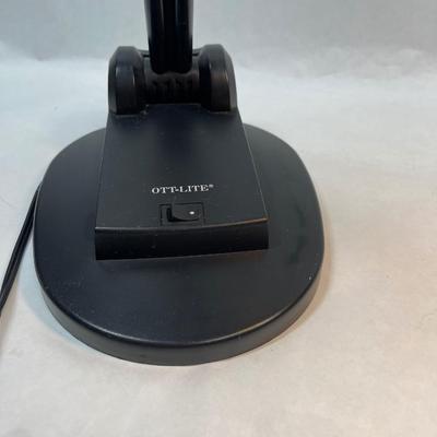 Desk / Task Tabletop.Lamp Lighting