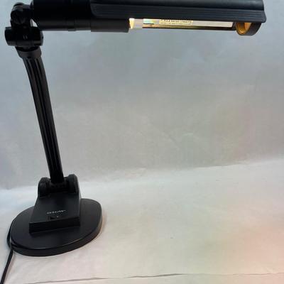 Desk / Task Tabletop.Lamp Lighting