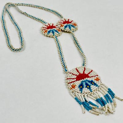 Vintage Native American Indian Seed Bead necklace - red, white, and blue