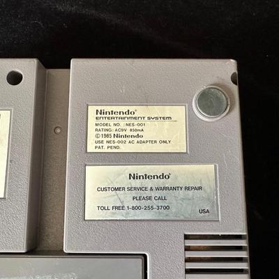 NINTENDO ENTERTAINMENT SYSTEM NES-001