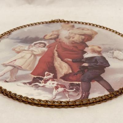 Glass-topped Christmas Hanging Decor