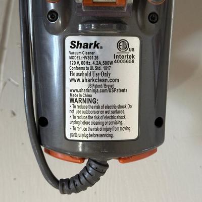 SHARK ROCKET BAGLESS VACUUM