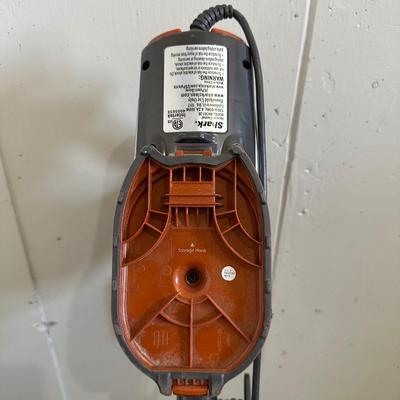 SHARK ROCKET BAGLESS VACUUM