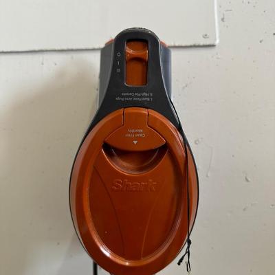 SHARK ROCKET BAGLESS VACUUM