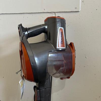 SHARK ROCKET BAGLESS VACUUM