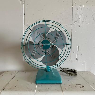 VINTAGE METAL DOMINION TABLE FAN