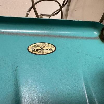 VINTAGE METAL DOMINION TABLE FAN