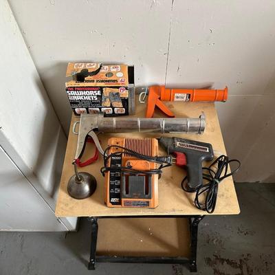 POWER TOOL TABLE AND VARIOUS TOOLS