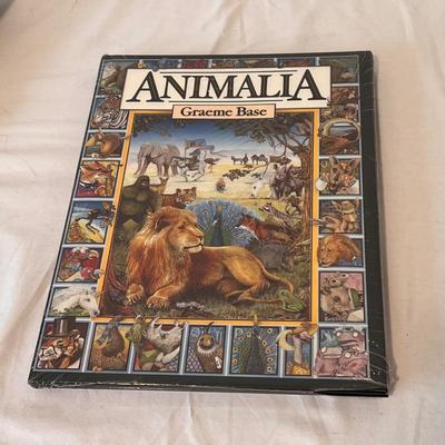 Children’s Books - Goldilocks, Nursery Rhymes, Etc. (UB-DZ)