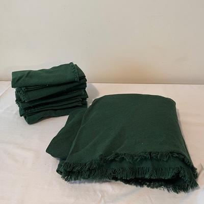 Tablecloths, Placemats, and Linens (H-DZ)