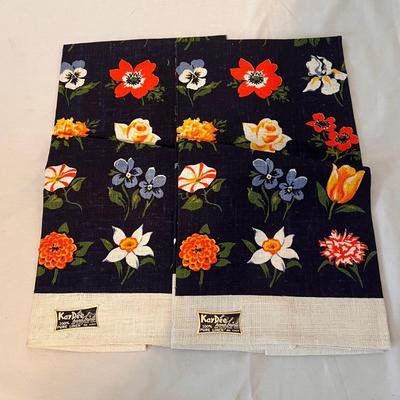 Tablecloths, Placemats, and Linens (H-DZ)