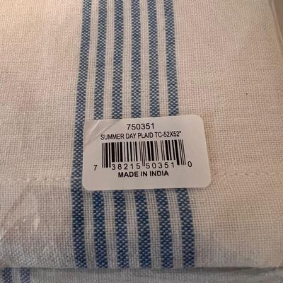 Tablecloths, Placemats, and Linens (H-DZ)