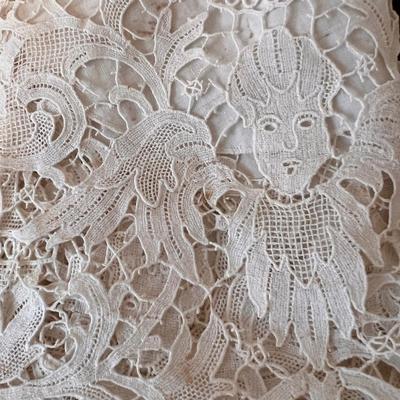Fine Linens and Lace (O-DZ)