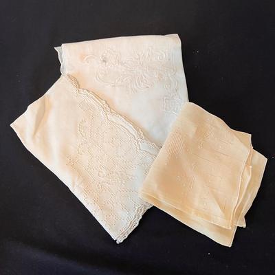 Fine Linens and Lace (O-DZ)