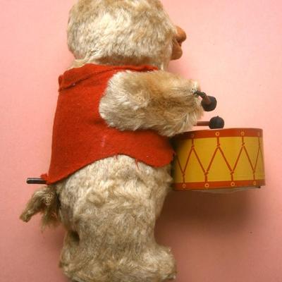 1950's Japanese Wind-Up Drummer Bear