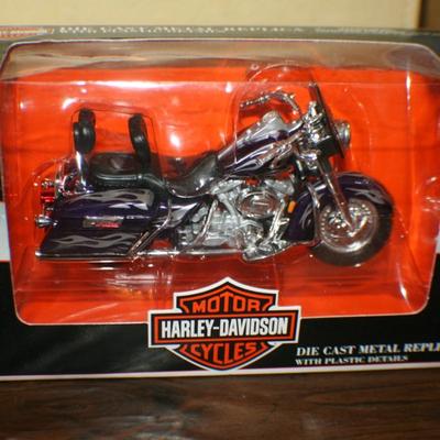Maisto Harley Davidson Flames Die Cast Motorcycle