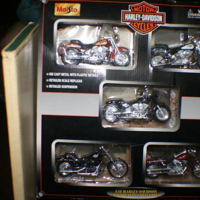 Maisto Harley Davidson Die Cast Motorcycle Collection