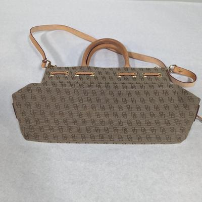 Dooney & Bourke Purse