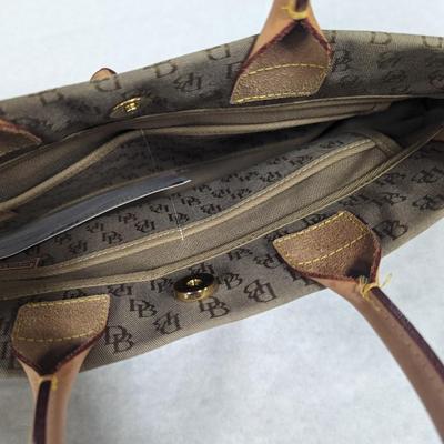 Dooney & Bourke Purse