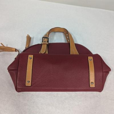 Dooney & Bourke Purse