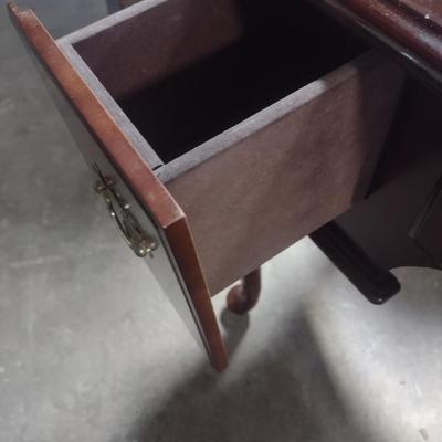 Mahogany Finish Queen Anne Design Console