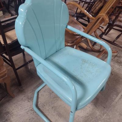 Pair of Metal Shell Back Patio Chairs