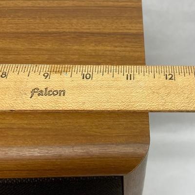 Cambridge Soundworks Model Six Stereo Speakers