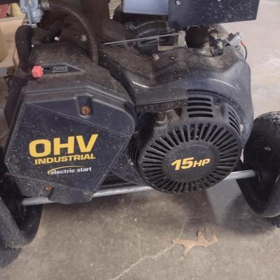 Generac EXL 8000 Gas and Electric Start Home Generator Briggs & Stratton Motor with Cord