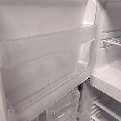 Magic Chef Stainless Finish Apartment Sized Refrigerator/Freezer Working Condition
