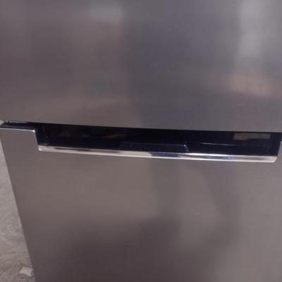 Magic Chef Stainless Finish Apartment Sized Refrigerator/Freezer Working Condition