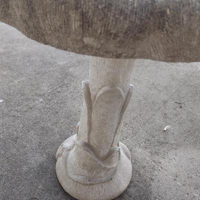 Vintage Concrete Birdbath with Flower Petal Design Bath
