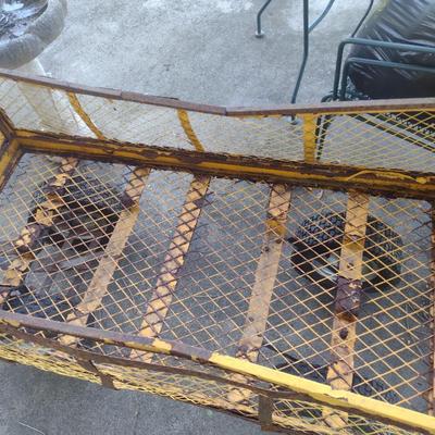 Metal Garden Pull Cart in Used Condition