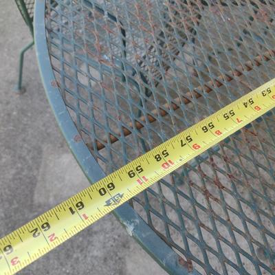 Green Metal Mesh Patio Table and Chair Set