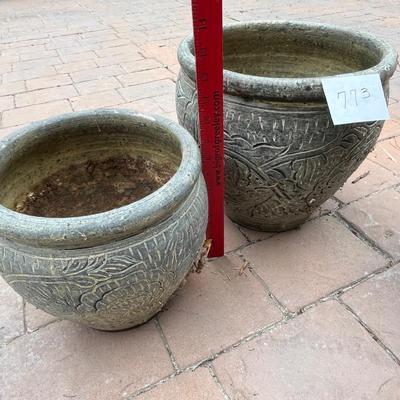 2 Nice Flower pots