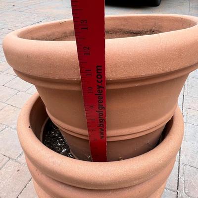 Lot of plastic flower pots