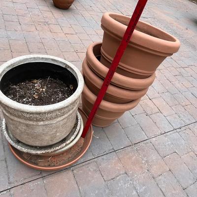 Lot of plastic flower pots