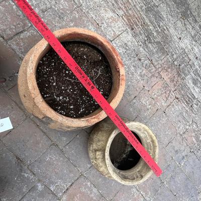 3 Mexican style pots