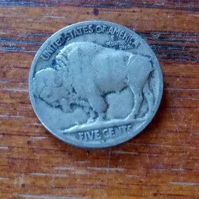 LOT 63 1928-D BUFFALO NICKEL
