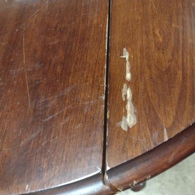 Wooden Drop Leaf Side/Accent Table