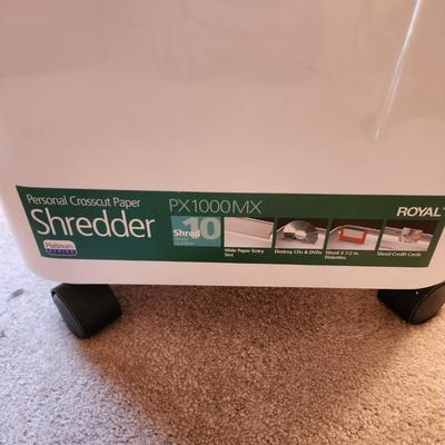 Royal Paper CD DVD Disc Credit Card Diskettes Shredder